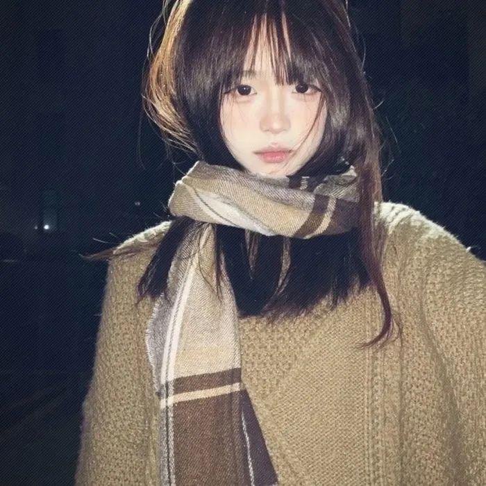 女服务员